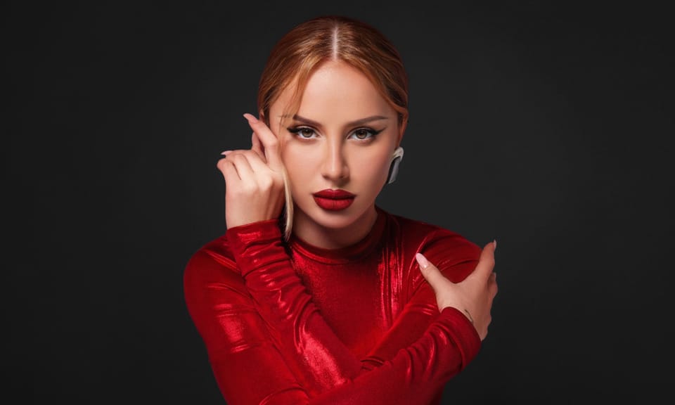 ANNA ASTI