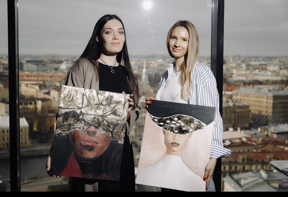 Арт-вечеринка Artvibes: рисование акрилом на холсте с видом на Аврору
